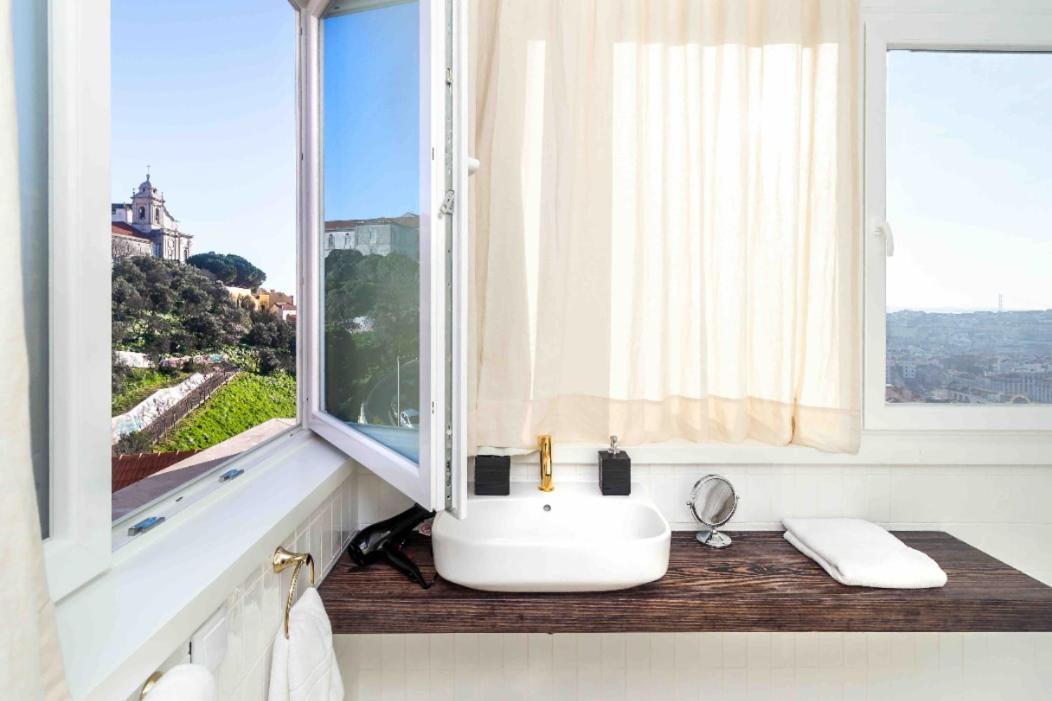 Apartment Ola - Panoramic Luxury Graca Iii Lisbon